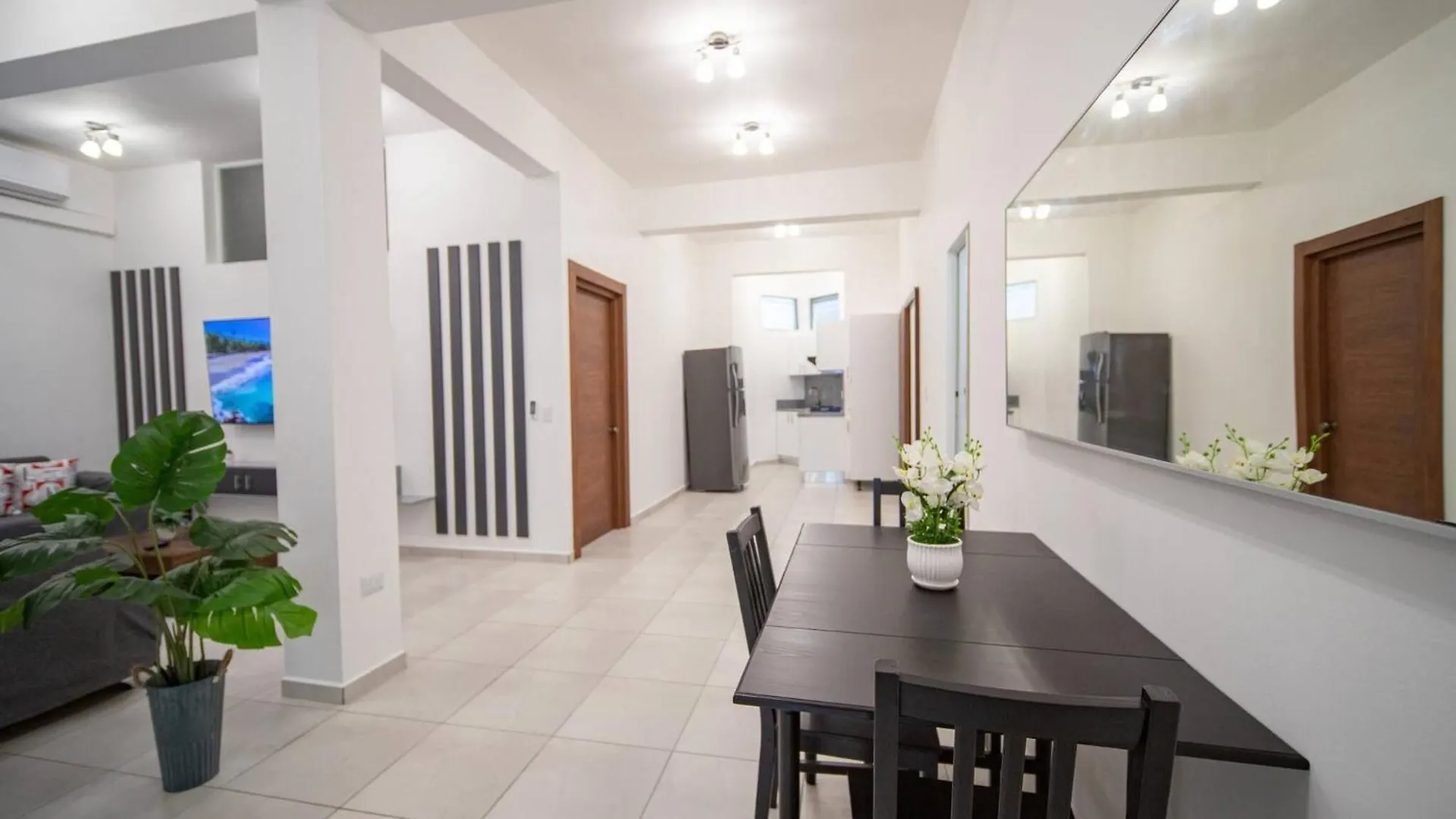 Apartment Plaza Achim 6A, Modern Apt 250M From Sosua Beach