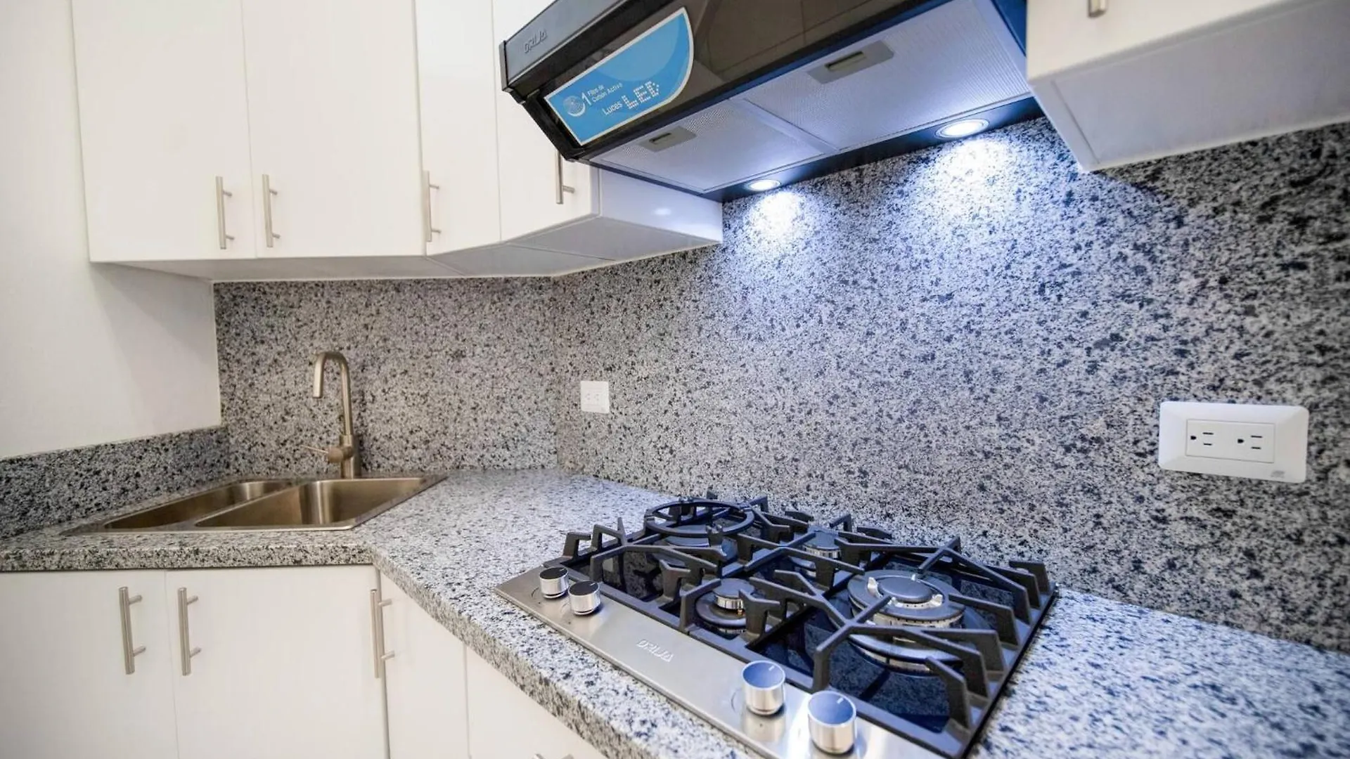 Plaza Achim 6A, Modern Apt 250M From Sosua Beach Dominican Republic