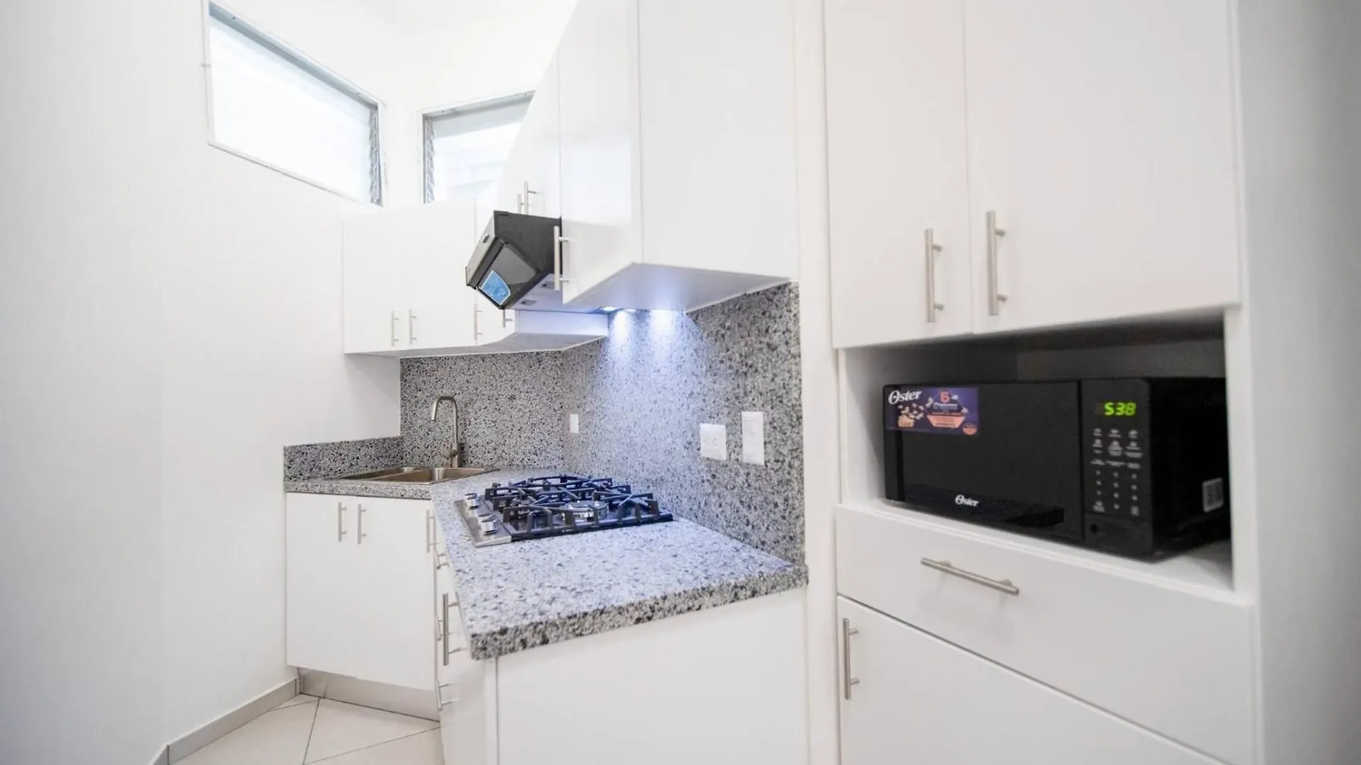 Plaza Achim 6A, Modern Apt 250M From Sosua Beach 아파트